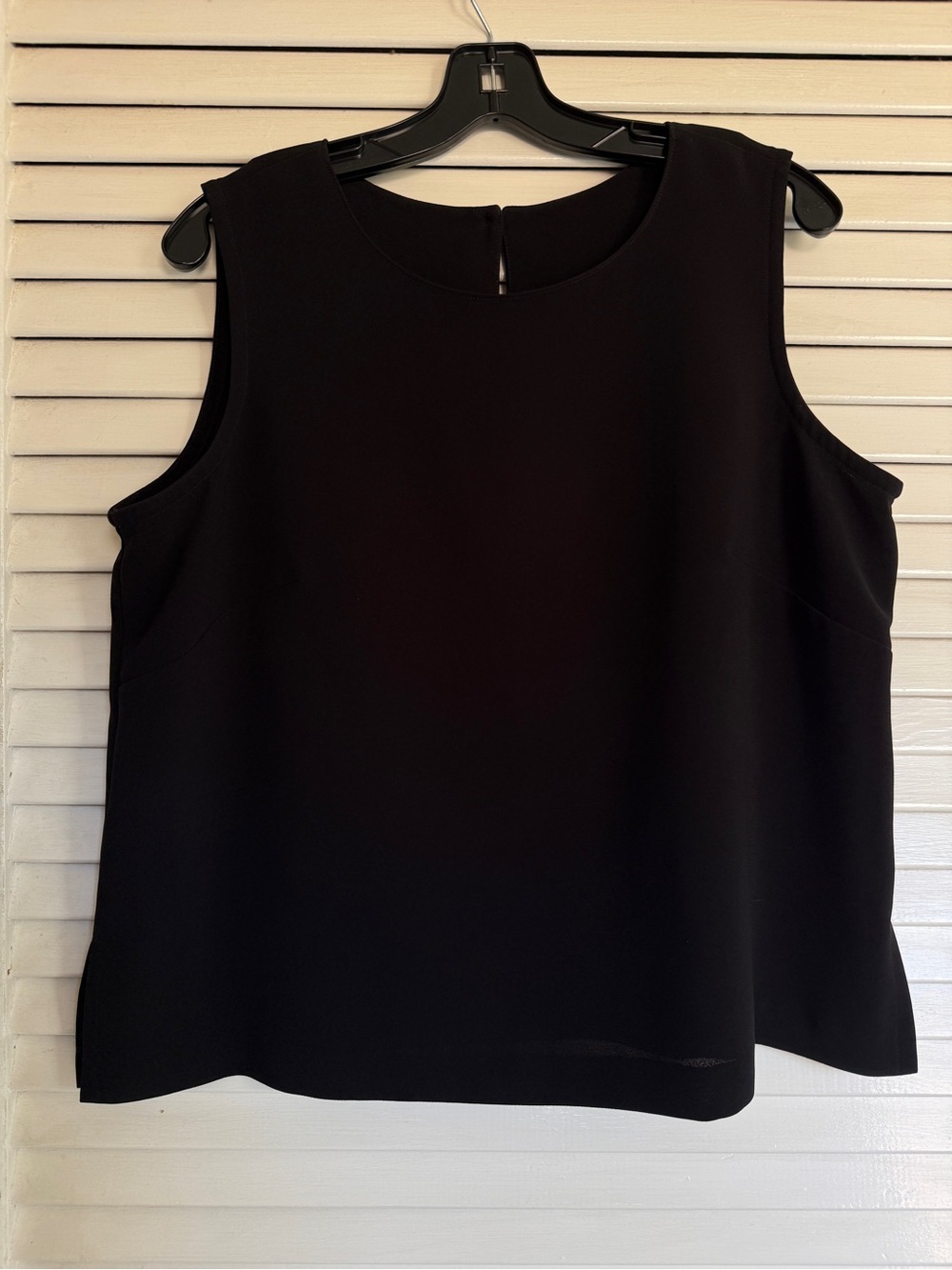 Vintage Sleeveless Black Women's Shell Top